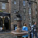 Greyfriars Bobby View Apartment Near Edinburgh Castle